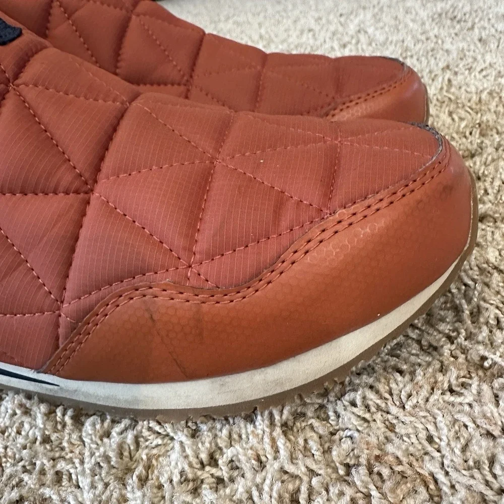 Teva‎ Ember Mid Boot Women's Size 11 Orange Quilted Waterproof Slipper Outdoor